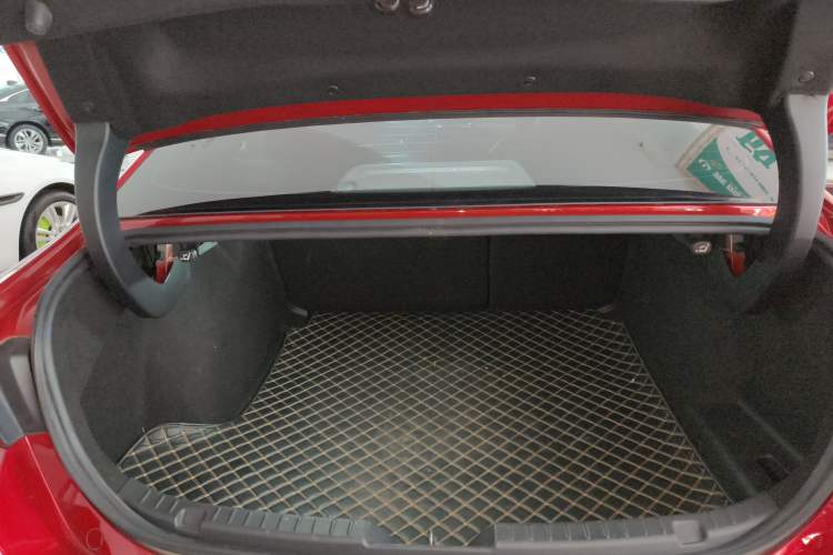 Used Mazda 3 Axela 2022 2.0L Automatic Zhiqing Edition Trunk