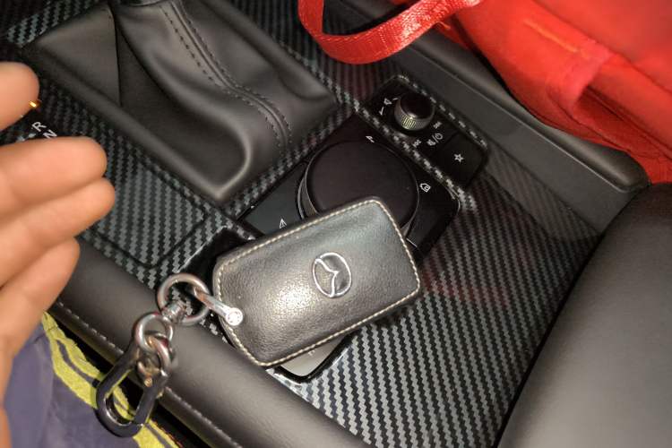 Used Mazda 3 Axela 2022 2.0L Automatic Zhiqing Edition Vehicle Key