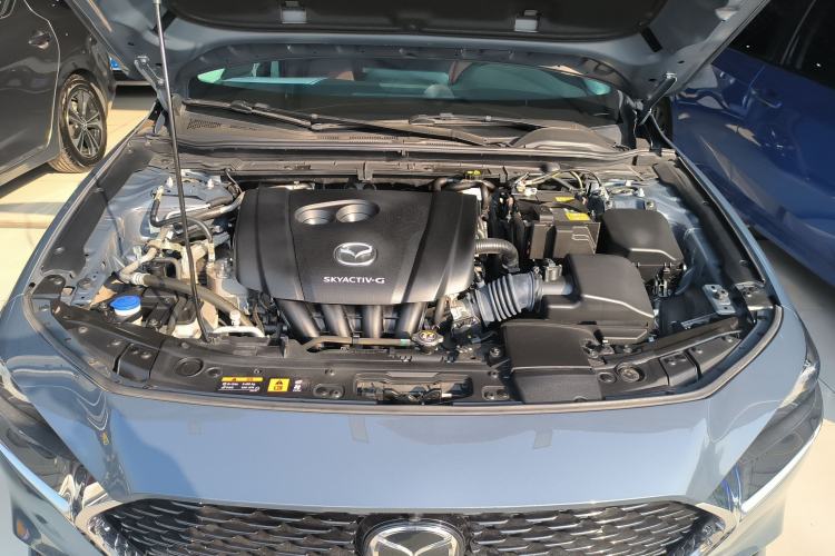 Used Mazda 3 Axela 2022 2.0L Automatic Zhi Rui Edition Engine Bay