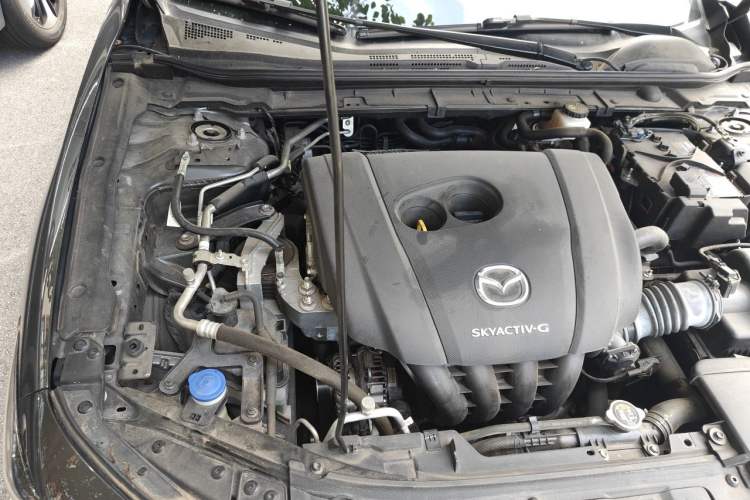 Used Mazda 3 Axela 2022 2.0L Automatic ZhiXuan Edition Engine Bay Right