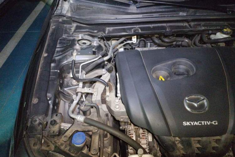 Used Mazda 3 Axela 2022 2.0L Automatic Zhiya Edition Engine Bay Right