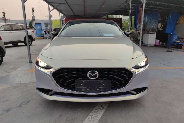 Used Mazda 3 Axela 2022 2.0L Automatic Zhi Rui Obsidian Edition Front