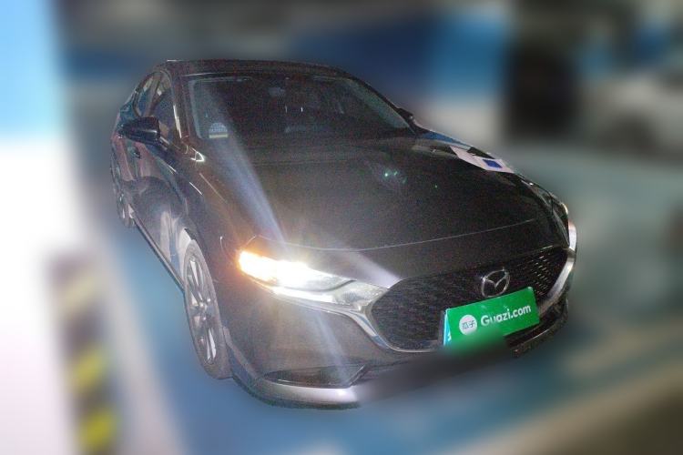 Used Mazda 3 Axela 2022 2.0L Automatic Zhiya Edition Front Right 45 Deg