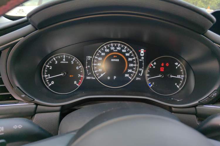 Used Mazda 3 Axela 2022 2.0L Automatic Zhi Rui Obsidian Edition Instrument Cluster