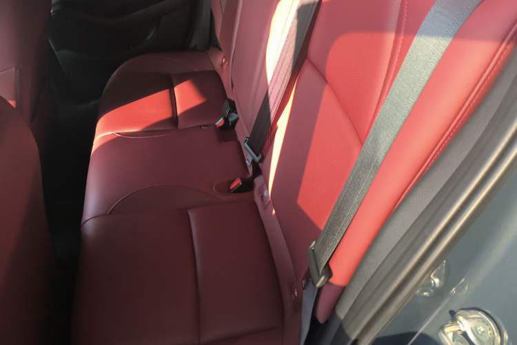 Used Mazda 3 Axela 2022 2.0L Automatic Zhi Rui Edition Interior 4