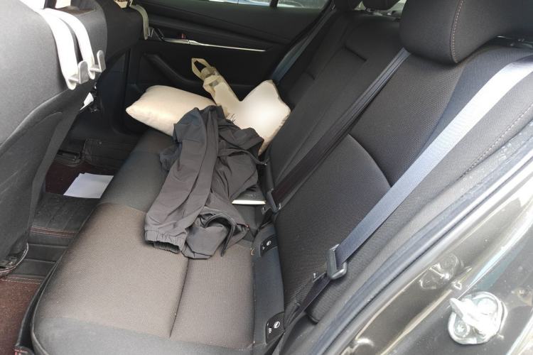 Used Mazda 3 Axela 2022 2.0L Automatic ZhiXuan Edition Left Rear Seat