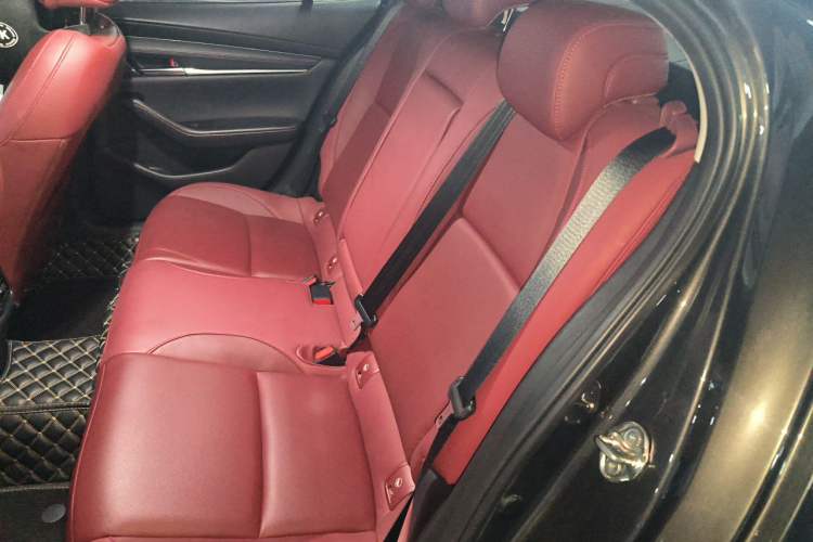 Used Mazda 3 Axela 2022 2.0L Automatic Zhi Rui Obsidian Edition Left Rear Seat