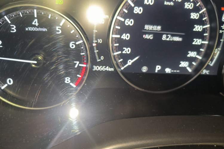 Used Mazda 3 Axela 2022 2.0L Automatic Zhi Rui Obsidian Edition Odometer Close Up