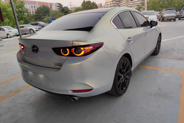 Used Mazda 3 Axela 2022 2.0L Automatic Zhi Rui Obsidian Edition Rear Right 45 Deg