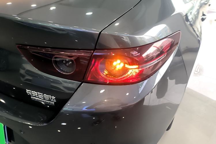 Used Mazda 3 Axela 2022 2.0L Automatic Zhiya Edition Right Rear Taillight