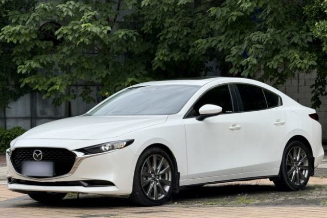 Used Mazda 3 Axela 2022 2.0L Automatic ZhiXuan Edition