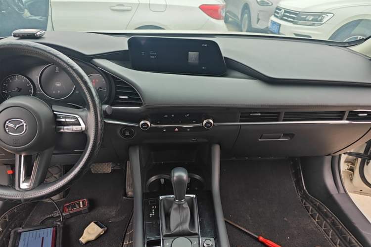 Used Mazda 3 Axela 2022 2.0L Automatic Zhiya Edition Audio And AC Panel