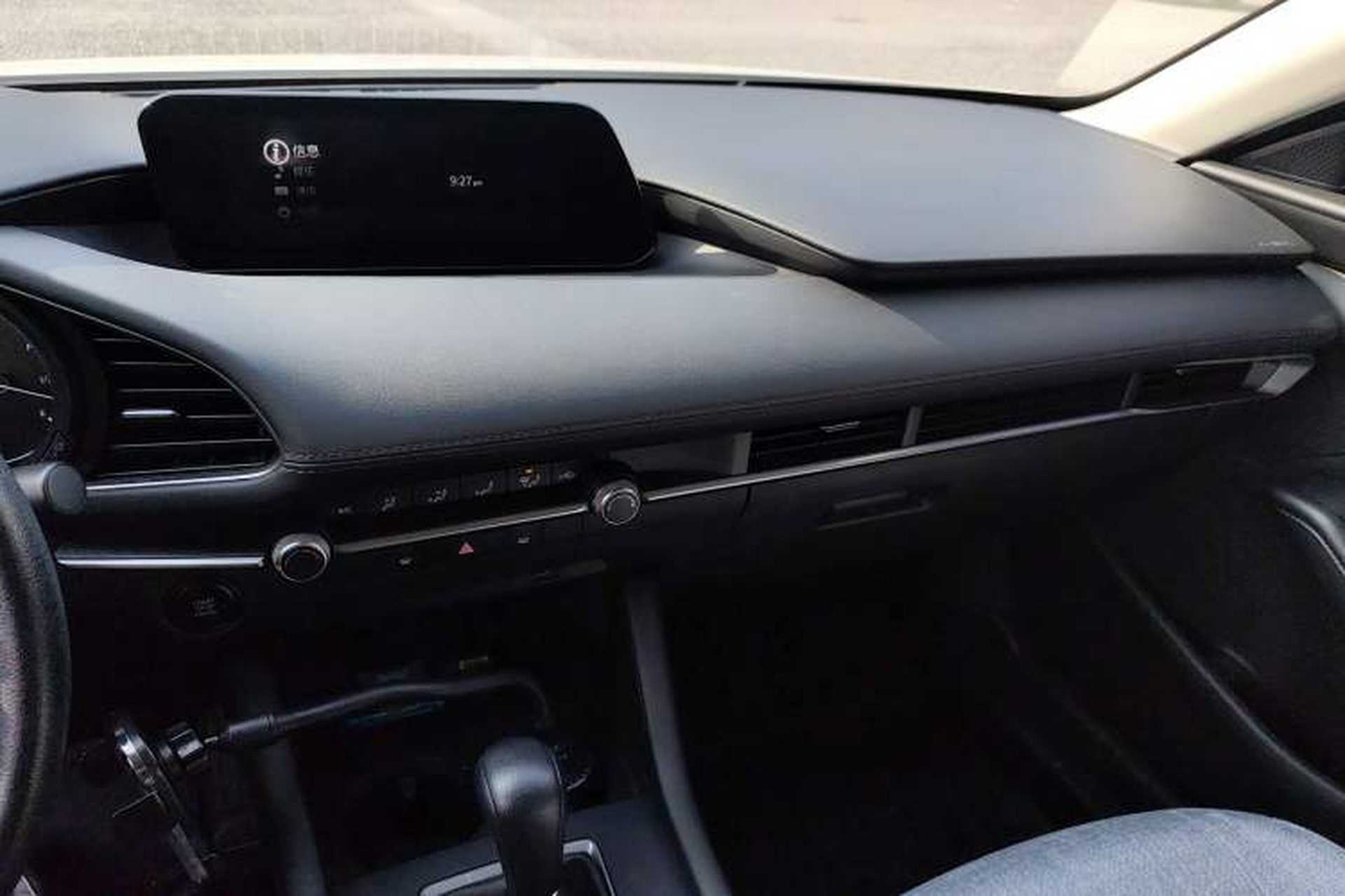 Used Mazda 3 Axela 2022 2.0L Automatic Zhiqing Edition Audio And AC Panel