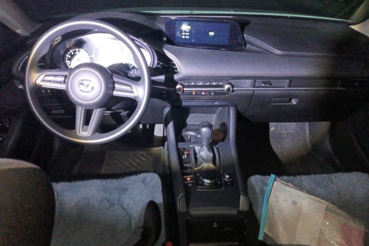Used Mazda 3 Axela 2022 2.0L Automatic Zhiqing Edition Center Console