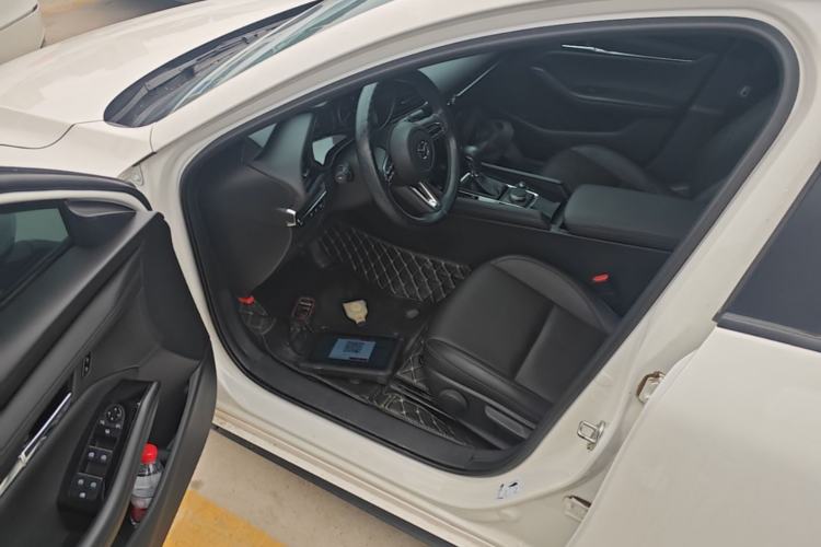 Used Mazda 3 Axela 2022 2.0L Automatic Zhiya Edition Driver Seat