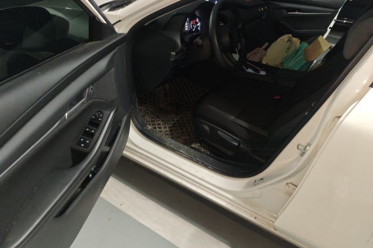 Used Mazda 3 Axela 2022 2.0L Automatic Zhiqing Edition Driver Seat