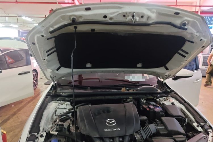 Used Mazda 3 Axela 2022 2.0L Automatic Zhiya Edition Engine Bay