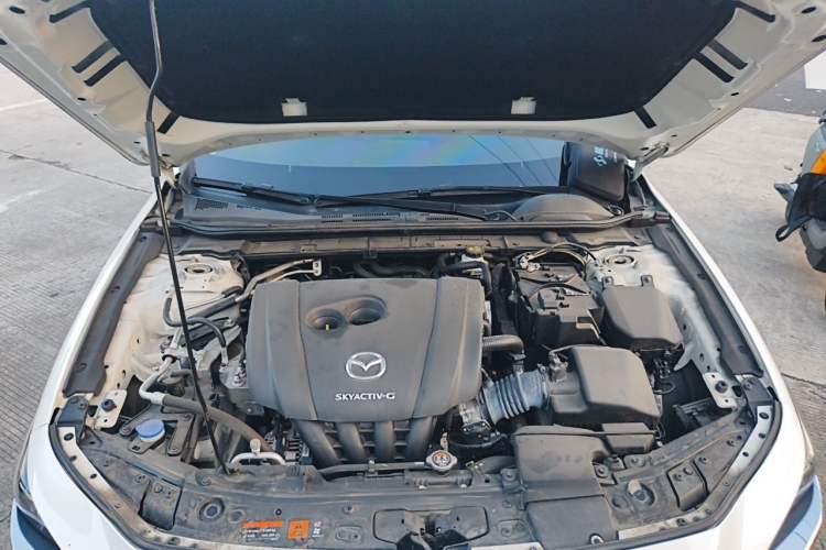 Used Mazda 3 Axela 2022 2.0L Automatic Zhiqing Edition Engine Bay