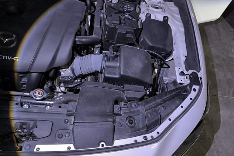 Used Mazda 3 Axela 2022 2.0L Automatic Zhi Rui Edition Engine Bay Left