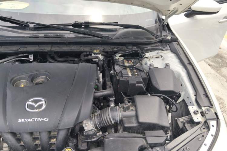 Used Mazda 3 Axela 2022 2.0L Automatic Zhiqing Edition Engine Bay Left