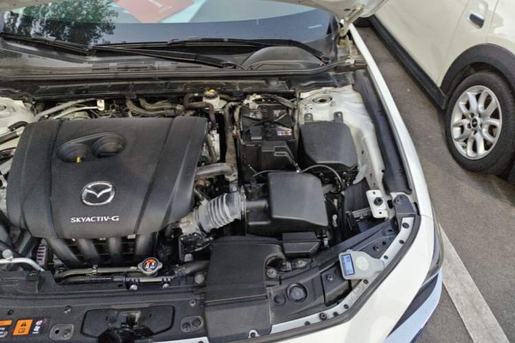 Used Mazda 3 Axela 2022 2.0L Automatic Zhi Rui Edition Engine Bay Left