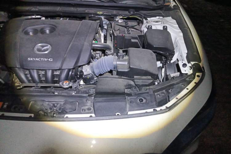 Used Mazda 3 Axela 2022 2.0L Automatic Zhiqing Edition Engine Bay Left