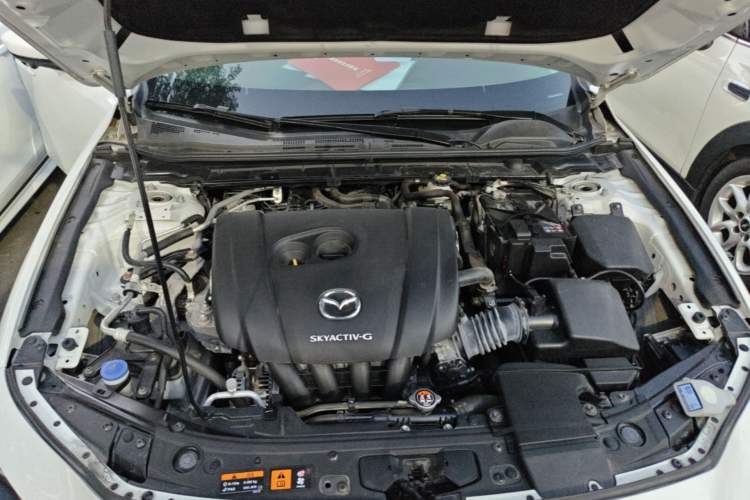 Used Mazda 3 Axela 2022 2.0L Automatic Zhi Rui Edition Engine Bay