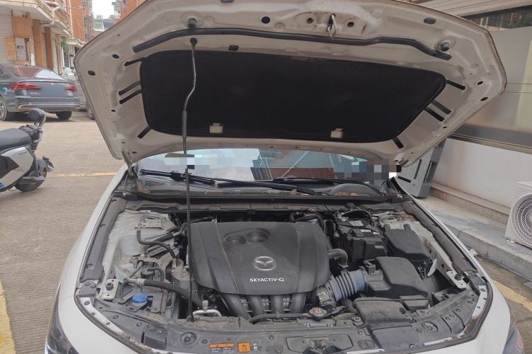 Used Mazda 3 Axela 2022 2.0L Automatic Zhiya Edition Engine Bay
