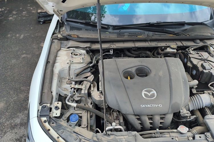 Used Mazda 3 Axela 2022 2.0L Automatic ZhiXuan Edition Engine Bay Right