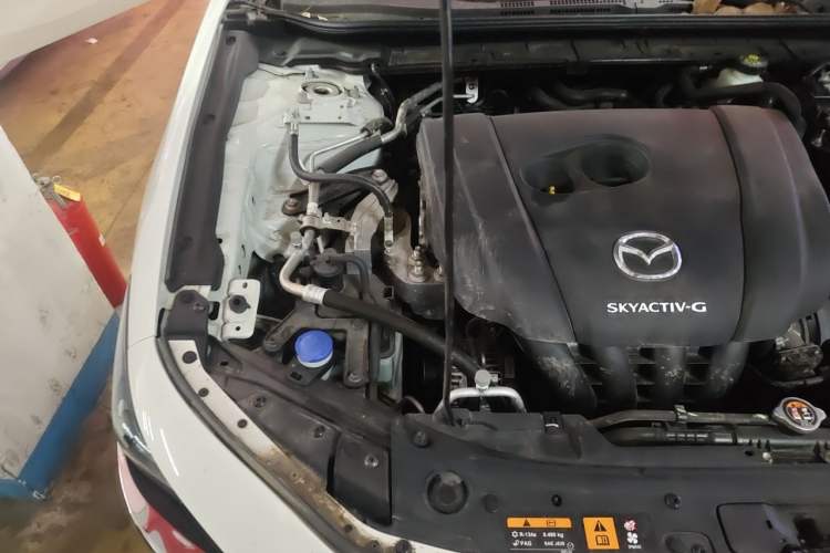 Used Mazda 3 Axela 2022 2.0L Automatic Zhiya Edition Engine Bay Right