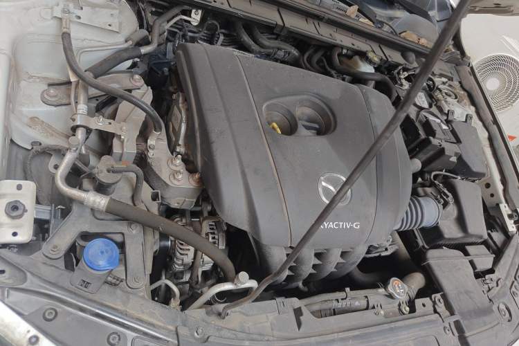 Used Mazda 3 Axela 2022 2.0L Automatic Zhiya Edition Engine Bay Right