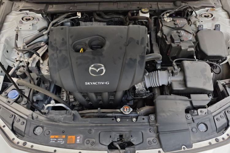 Used Mazda 3 Axela 2022 2.0L Automatic Zhi Rui Edition Engine Bay