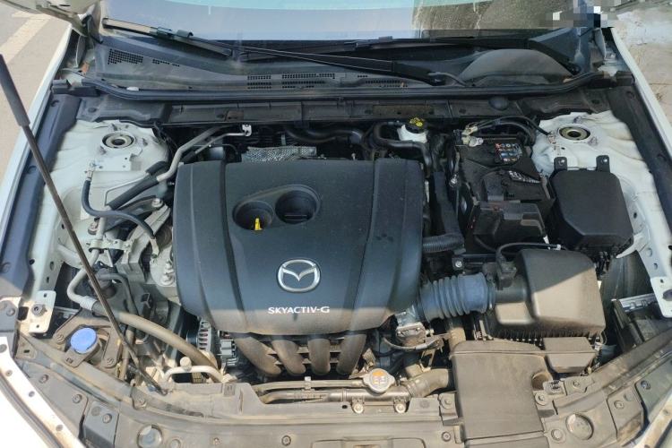 Used Mazda 3 Axela 2022 2.0L Automatic Zhi Rui Edition Engine Bay