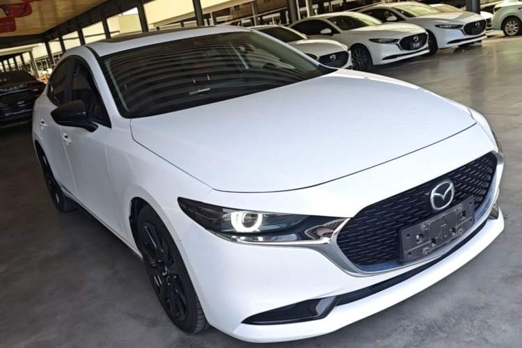Used Mazda 3 Axela 2022 2.0L Automatic Zhi Rui Obsidian Edition Exterior 1