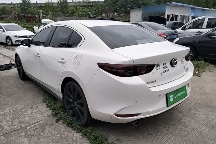 Used Mazda 3 Axela 2022 2.0L Automatic Zhiyao Obsidian Edition Exterior 2