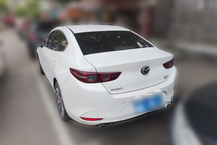 Used Mazda 3 Axela 2022 2.0L Automatic Zhi Rui Edition Exterior 3