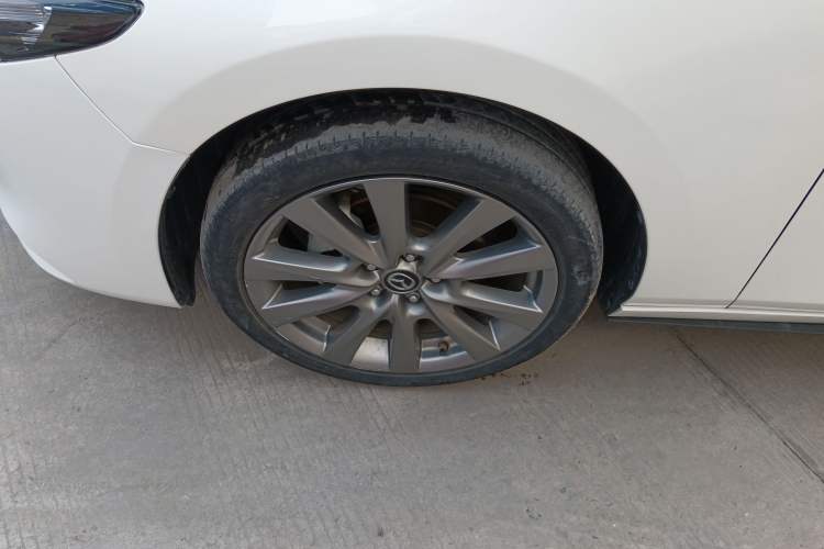 Used Mazda 3 Axela 2022 2.0L Automatic ZhiXuan Edition Exterior 4