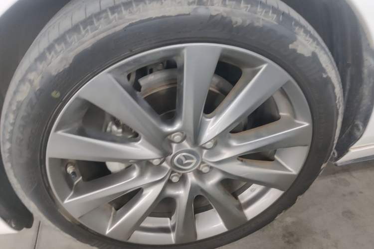 Used Mazda 3 Axela 2022 2.0L Automatic ZhiXuan Edition Exterior 4