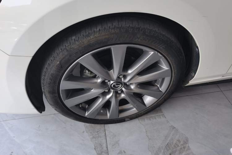 Used Mazda 3 Axela 2022 2.0L Automatic ZhiXuan Edition Exterior 4
