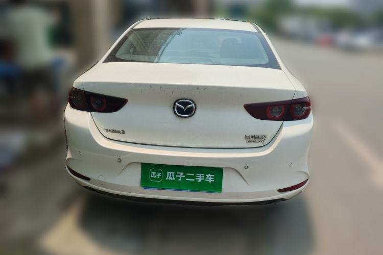 Used Mazda 3 Axela 2022 2.0L Automatic Zhi Rui Edition Exterior 4