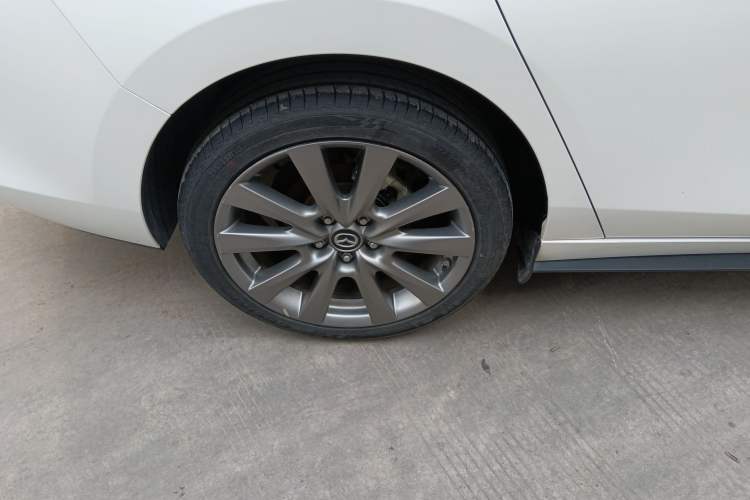 Used Mazda 3 Axela 2022 2.0L Automatic ZhiXuan Edition Exterior 5