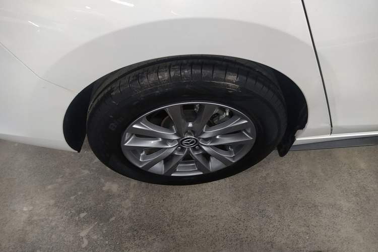 Used Mazda 3 Axela 2022 2.0L Automatic Zhiqing Edition Exterior 5