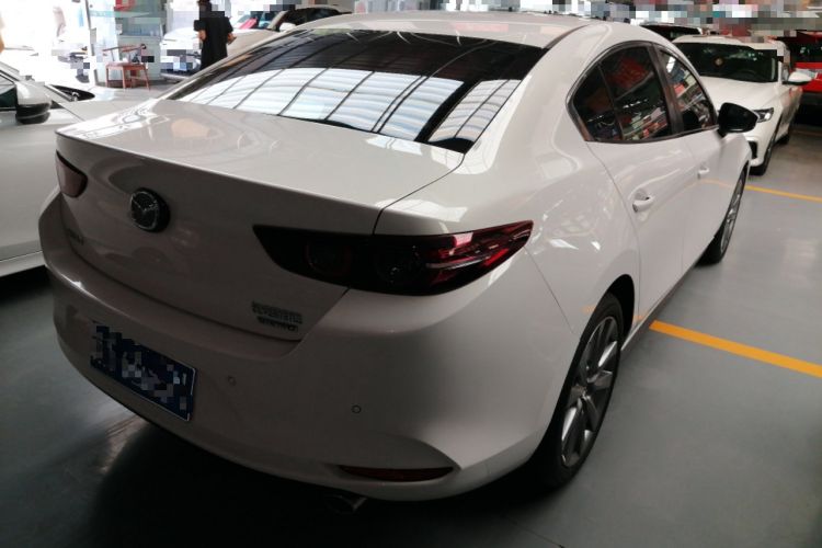 Used Mazda 3 Axela 2022 2.0L Automatic Zhiya Edition Exterior 5