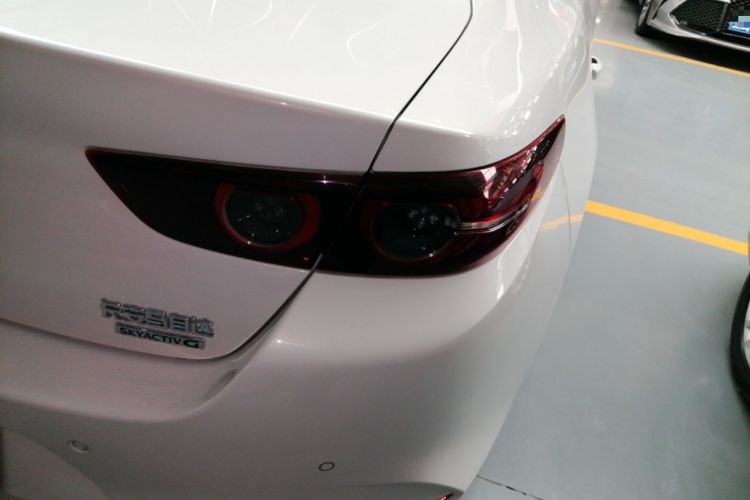 Used Mazda 3 Axela 2022 2.0L Automatic Zhiya Edition Exterior 6
