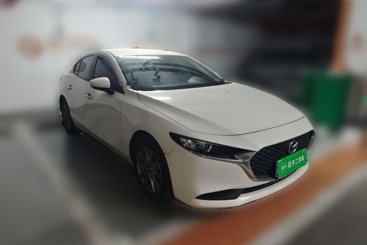 Used Mazda 3 Axela 2022 2.0L Automatic Zhiqing Edition Front Right 45 Deg