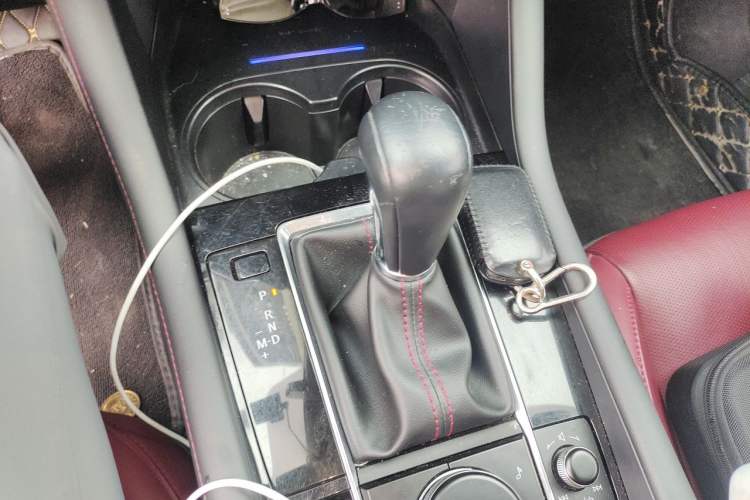 Used Mazda 3 Axela 2022 2.0L Automatic Zhiya Edition Gear Lever