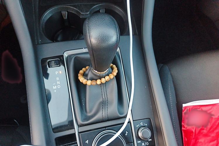 Used Mazda 3 Axela 2022 2.0L Automatic Zhiqing Edition Gear Lever