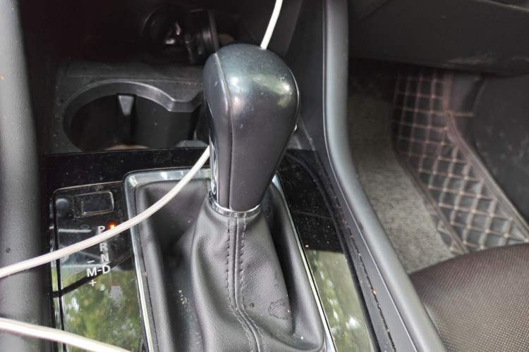 Used Mazda 3 Axela 2022 2.0L Automatic Zhi Rui Edition Gear Lever