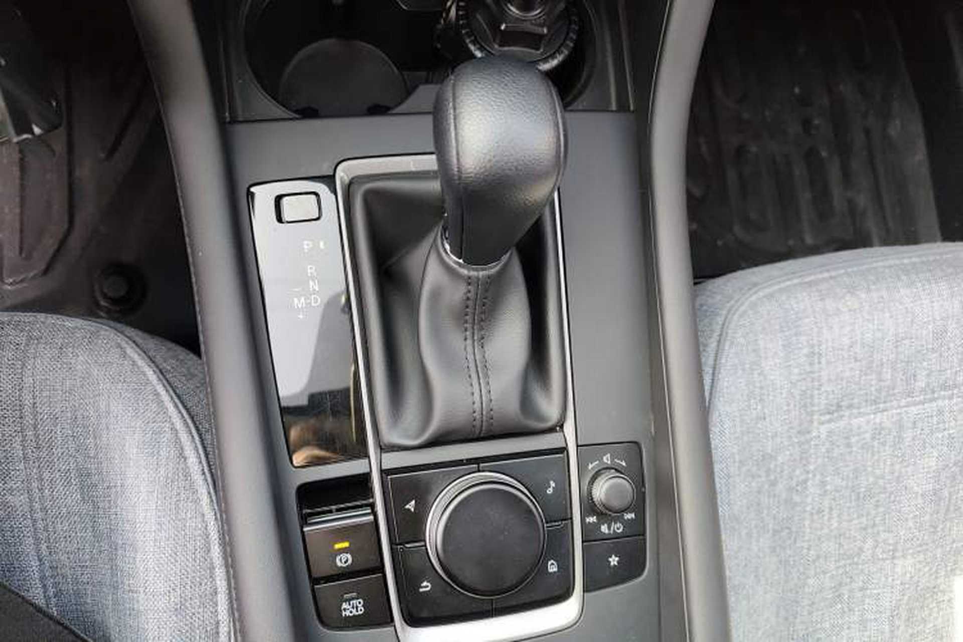 Used Mazda 3 Axela 2022 2.0L Automatic Zhiqing Edition Gear Lever