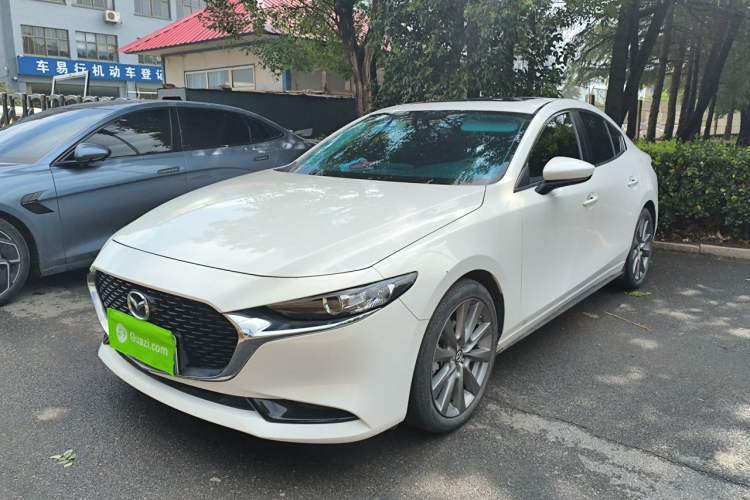 Used Mazda 3 Axela 2022 2.0L Automatic ZhiXuan Edition Guazi used car, China used car export, Used car for sale, Used cars, Cheapest cars for sale